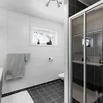 Four Bedroom House With Fjord Views * Stranda (More og Romsdal)