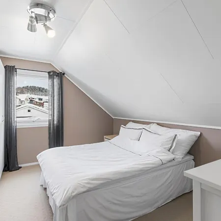 Casa vacanze Four Bedroom House With Fjord Views Stranda (More og Romsdal)